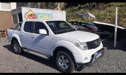 Nissan frontier  xe cd 4x2 2.5 tb diesel - branca - 2011/2011
