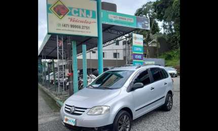 Volkswagen spacefox trendline 1.6 completa flex - prata - 2008/2008