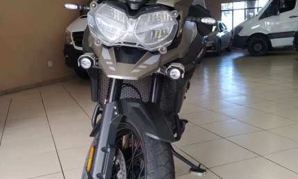 Triumph tiger 1200 desert edition