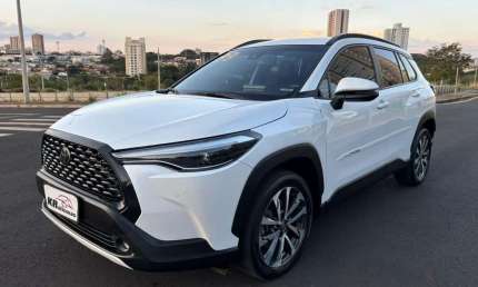 Toyota corolla cross  xre 2.0 2023 - branca - 2022/2023