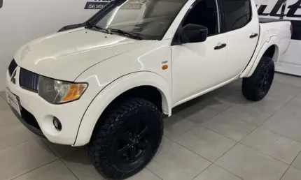 Mitsubishi l200 triton 3.2 hpe 4x4 cd 16v turbo intercooler diesel 4p automático
