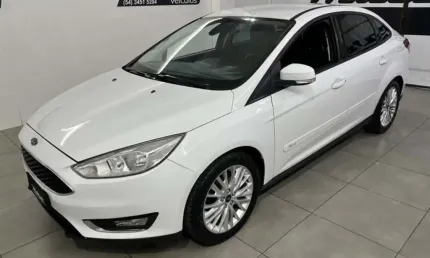 Ford focus 2.0 se fastback 16v flex 4p powershift