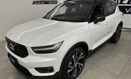Volvo xc40 1.5 t5 recharge r-design geartronic