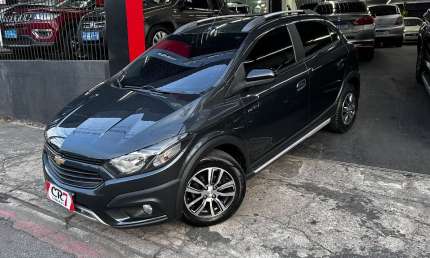 Chevrolet onix active 2018 1.4 flex completo automático