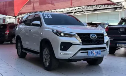Toyota hilux sw4 2023 2.8 d-4d turbo diesel srx 4x4 automático