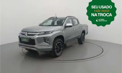 Mitsubishi l200 triton 2023 2.4 16v turbo diesel sport hpe-s cd 4p 4x4 automático