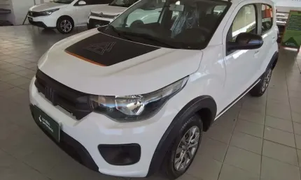Fiat mobi 2024 1.0 evo flex trekking manual