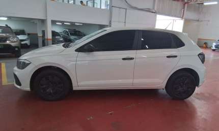 Volkswagen polo 2024 1.0 mpi manual