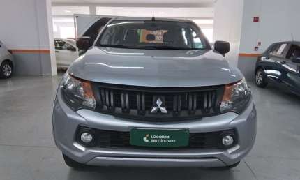 Mitsubishi l200 triton 2023 2.4 16v turbo diesel gl cd 4x4 manual