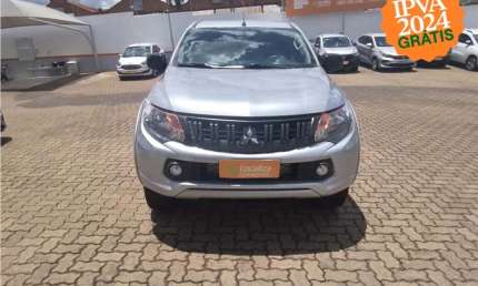 Mitsubishi l200 triton 2023 2.4 16v turbo diesel gl cd 4x4 manual