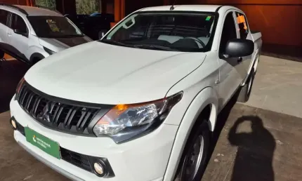 Mitsubishi l200 triton 2023 2.4 16v turbo diesel sport gls cd 4p 4x4 automático
