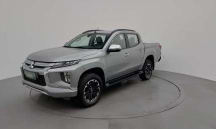Mitsubishi l200 triton 2023 2.4 16v turbo diesel sport hpe cd 4p 4x4 automático