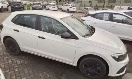 Volkswagen polo 2025 1.0 mpi track manual