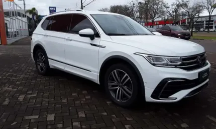 Volkswagen tiguan 2024 2.0 300 tsi gasolina allspace r-line automático