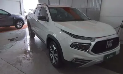 Fiat toro 2024 2.0 16v turbo diesel volcano 4wd at9