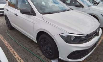 Volkswagen polo 2025 1.0 mpi track manual