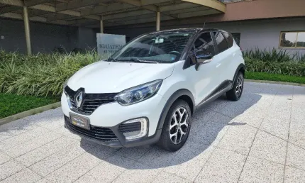 Captur life 2019 - baixo km