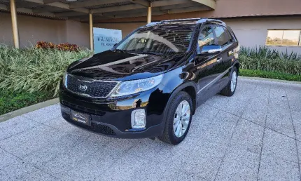 Sorento 4x2  2015 - linda