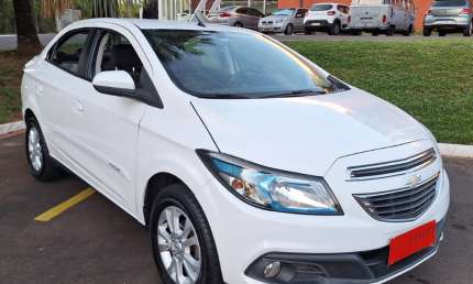 Prisma ltz 1.4 impecável