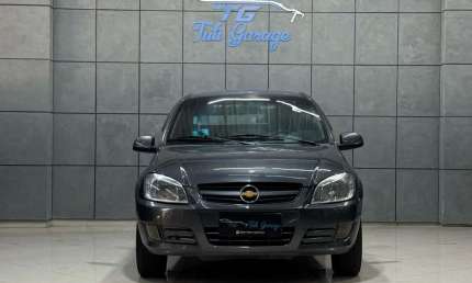 Chevrolet prisma 1.4l lt - cinza - 2011/2012