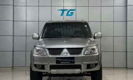 Mitsubishi pajero tr4 2.0 4x2 16v 140cv flex 4p automático - prata - 2012/2013