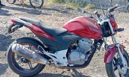 Honda cb 300r 2010