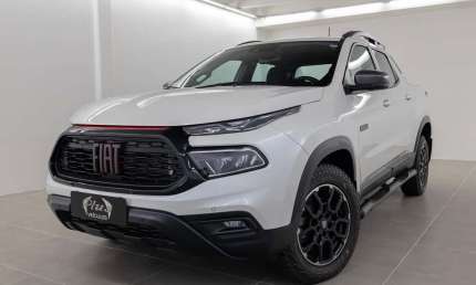 Fiat toro 2.0 ultra diesel 4x4 automático - branca - 2023/2024
