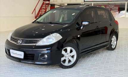 Nissan tiida 1.8 sl 16v flex 4p manual