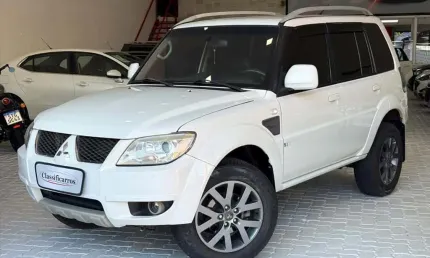 Mitsubishi pajero tr4 2.0 4x2 16v 140cv flex 4p manual