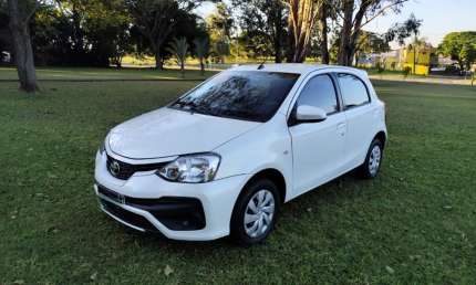 Etios hatch 1.5 xs 2018 aut