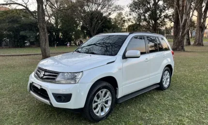 Grand vitara  2wd aut 2013