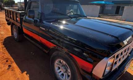 F1000