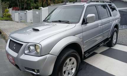 Mitsubishi pajero sport hpe 2.5 4x4 diesel aut.