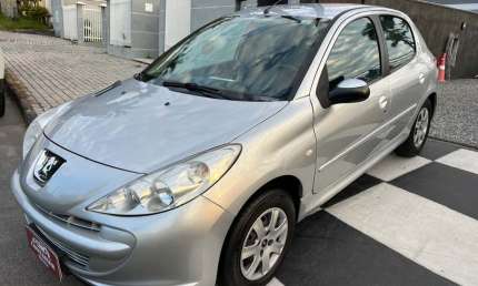 Peugeot 207 1.4 8v