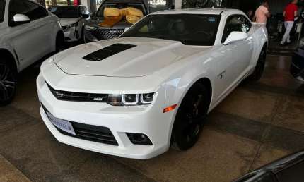 Chevrolet camaro 6.2 ss coupé v8 gasolina 2p automático - branca - 2013/2014