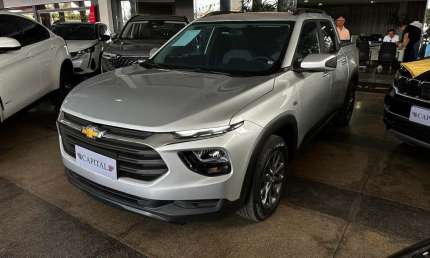 Chevrolet montana 1.2 turbo flex lt manual - prata - 2023/2023