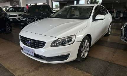 Volvo s60 2.0 t4 momentum gasolina 4p automático - branca - 2017/2017