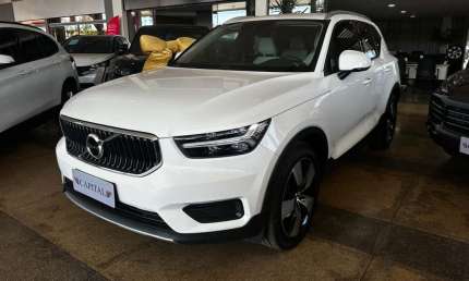 Volvo xc40 2.0 t5 gasolina momentum awd geartronic - branca - 2018/2019
