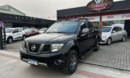 Nissan frontier sv attack cd 4x2 2.5 tb diesel