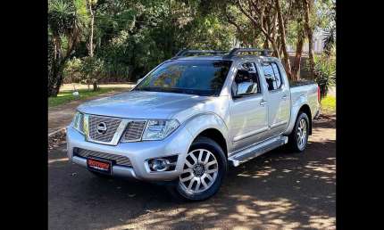 Nissan frontier sl 4x4 2015