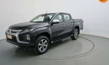 Mitsubishi l200 triton 2022 2.4 16v turbo diesel sport hpe cd 4p 4x4 automático