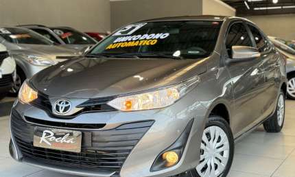Toyota yaris xl 1.5 automático cvt com baixa quilometragem único dono 