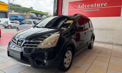 Nissan livina flex automático
