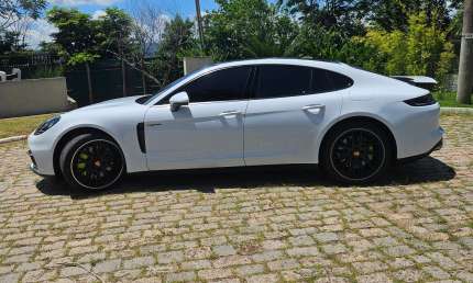 Panamera 2020 impecável.  km baixissima. 