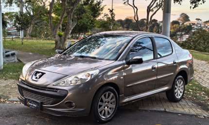 Peugeot 207 passion 1.4 flex mec 2012