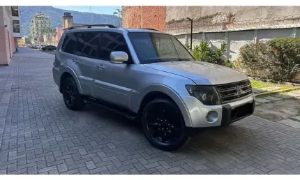 Mitsubishi pajero full 2011 3.2 hpe 4x4 16v diesel 4p automático