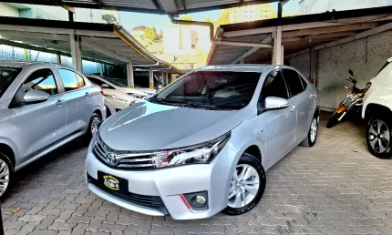 Carro extremamente bem cuidado!