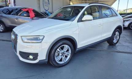 Q3 2.0 turbo 180cv s-tronic 2014 abaixo da fipe