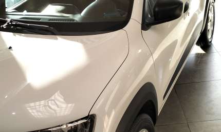 Kwid 1.0 17/18 completo - baixa km