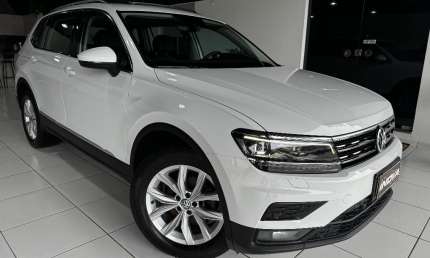 Vw tiguan allspace 1.4 comfortline 2019 branca com teto panorâmico!!!